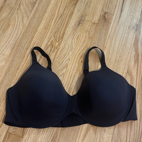 NWT Skims Fits Everybody T-Shirt Demi Bra Sz 46D - Picture 1 of 5